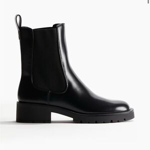 Women’s Chelsea Boots
